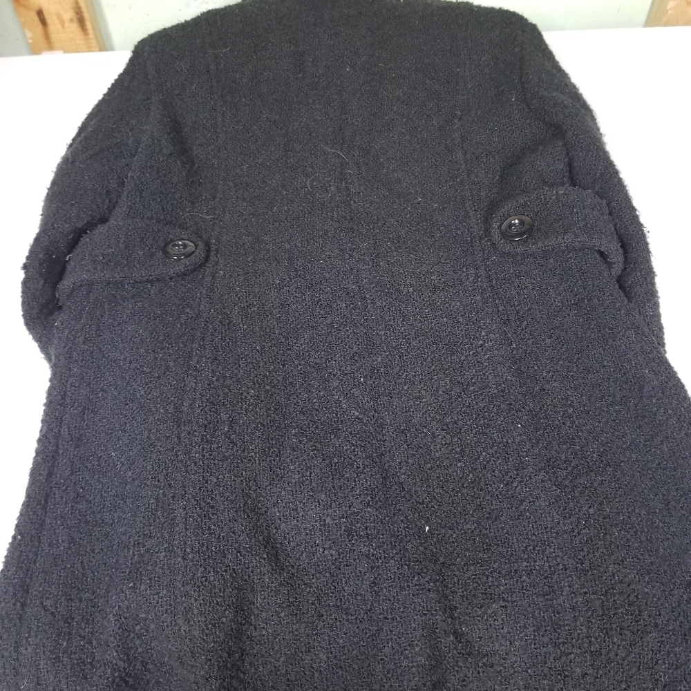 Coat - Picture 2 of 5